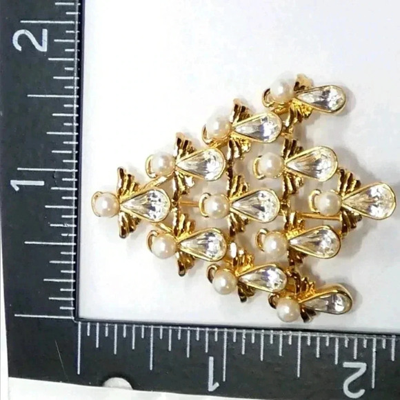 Vintage Angel Christmas Tree Crystal Pearl Gold Brooch Signed BW Butler Wilson - Picture 3 of 4